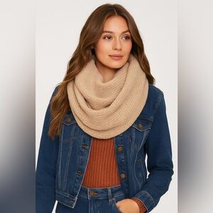 FOREVER21 LARGE SCARF